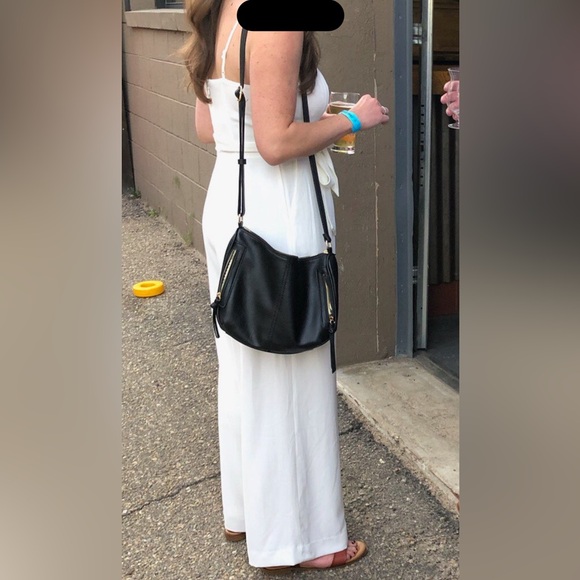 Great condition, perfect for wedding rehearsal - Picture 3 of 3